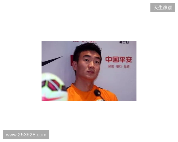 红星新闻:被戴琳拖欠救命钱的球迷在ICU,一天的费用至少要3万