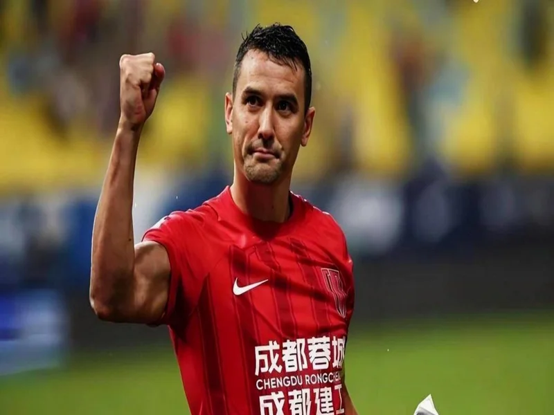 顶薪500万！解说：比周定洋预期少很多，但愿给他开500万的队很多